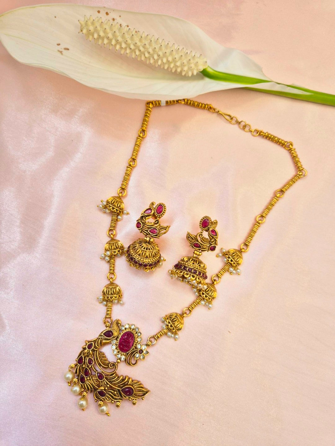 Nritya Mayuri Antique Necklace Set