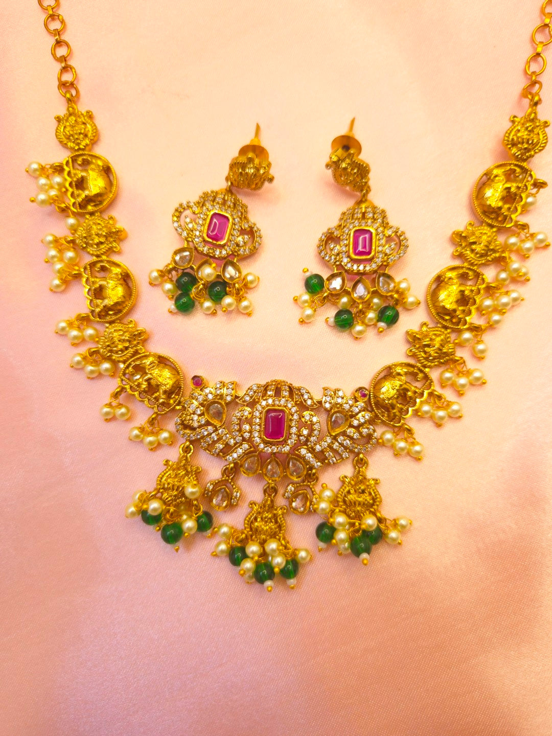 Gaja Lakshmi Necklace Set