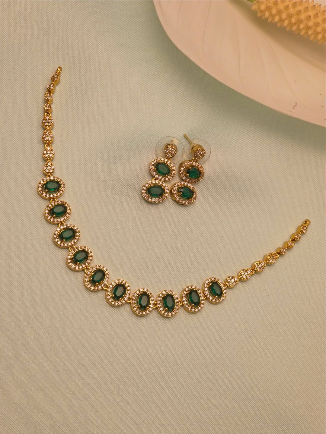 Oval Grace Necklace Set