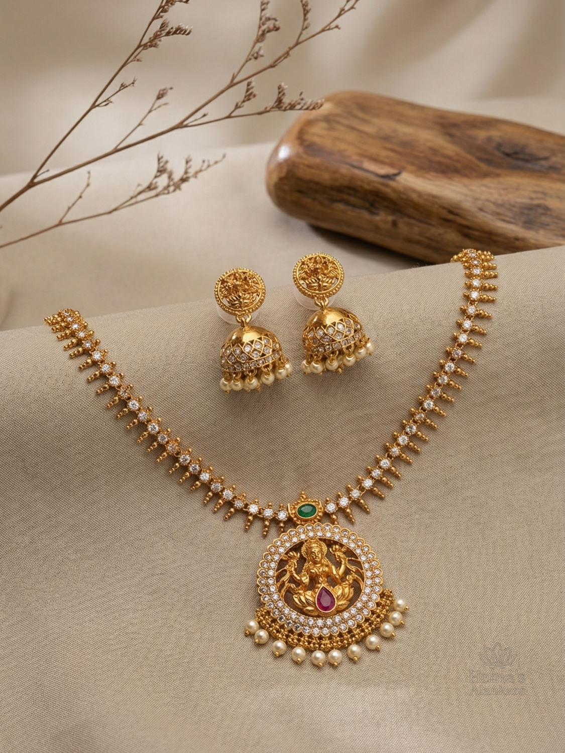 Surya Kirana Lakshmi Temple Necklace Set with Earrings