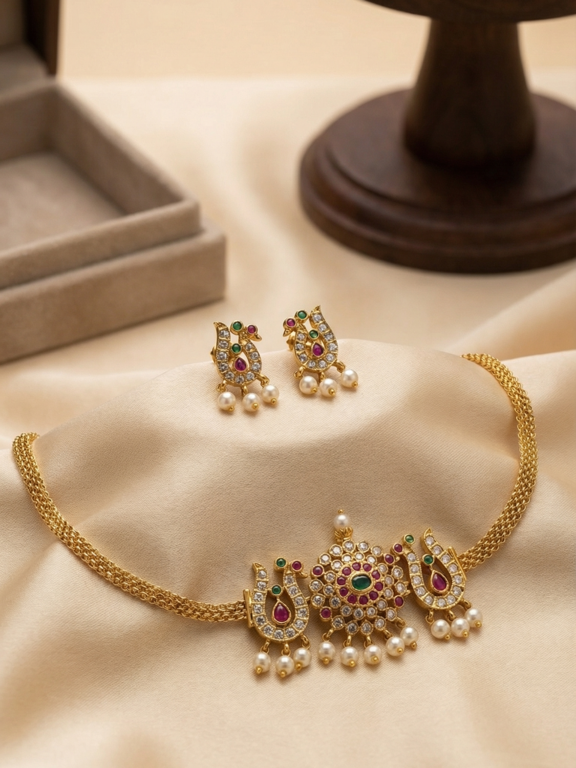 Royal Swan Temple Style Choker Set with Pearl Drops