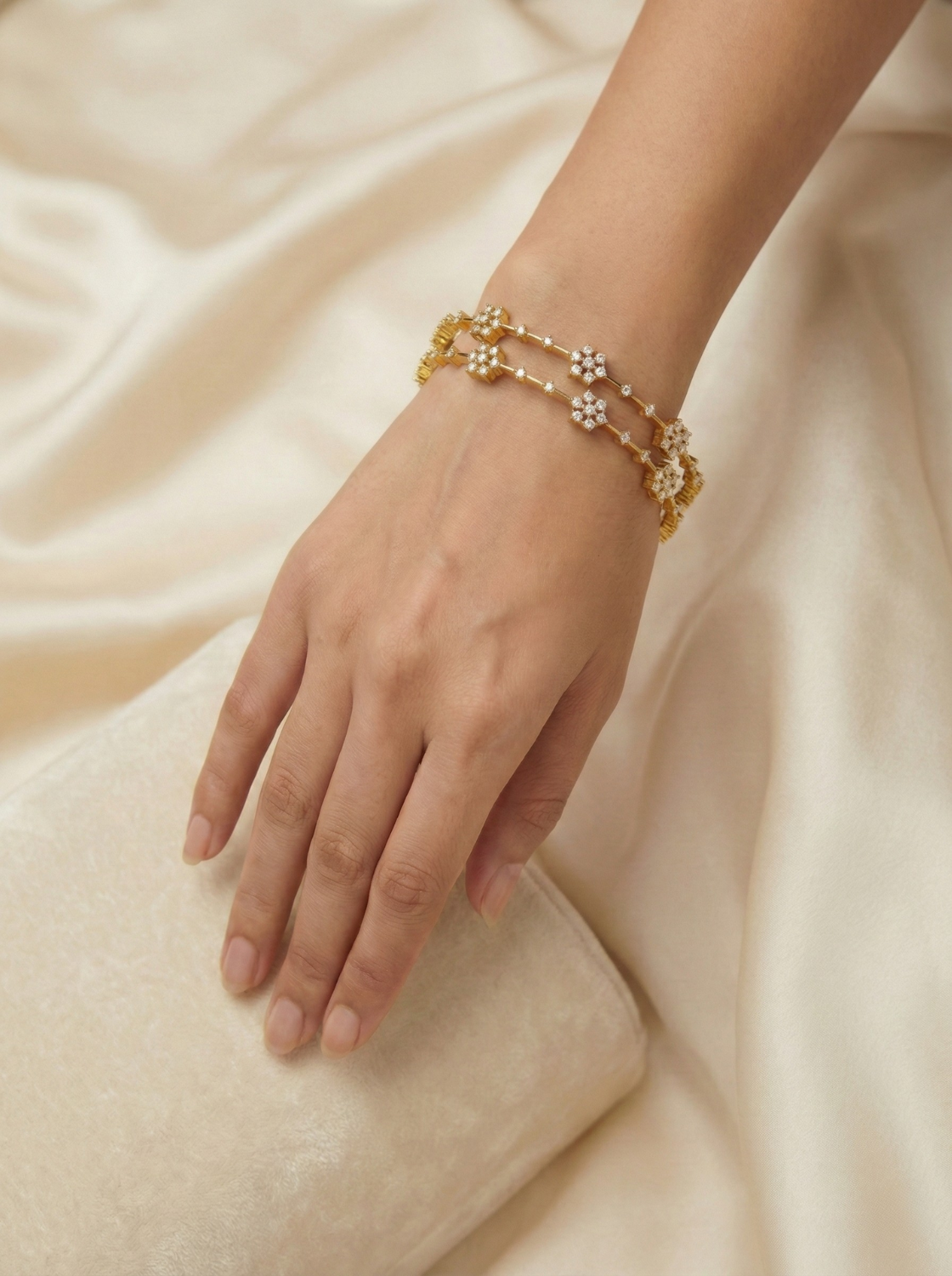 CZ Star Bloom Bangles - Set of 4