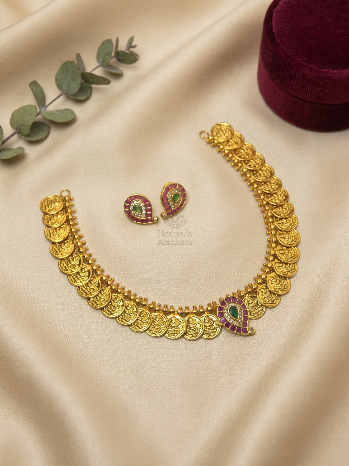 Lakshmi Paisley Heritage Necklace Set with Earrings