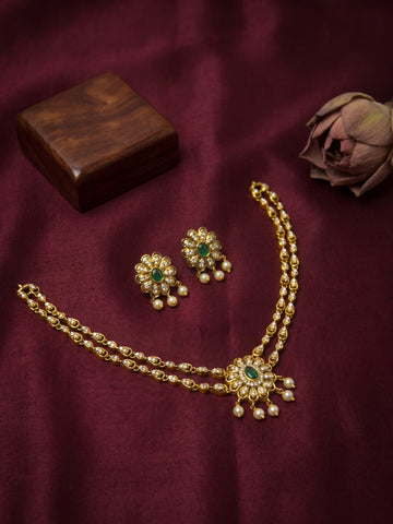 Heritage Emerald Blossom Layered Necklace Set with Earrings