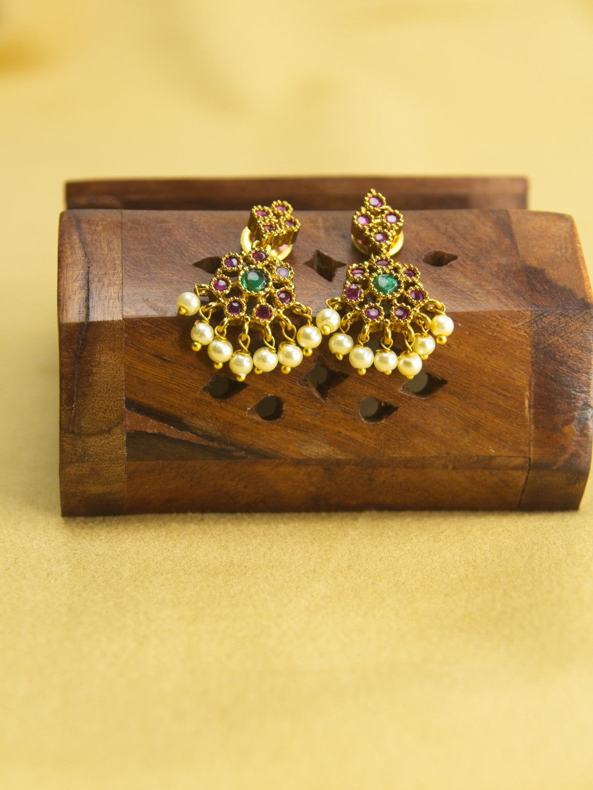 Kempu Green Pendant Necklace Set with Pearl Drops & Jhumka Earrings – Traditional Gold Finish Jewellery