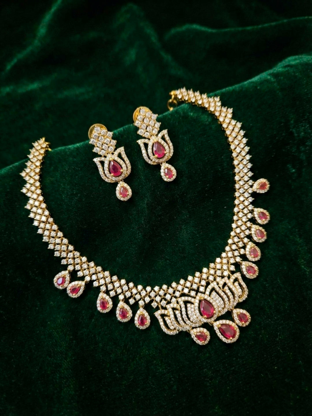 Lotus Pendant Short Necklace Set.